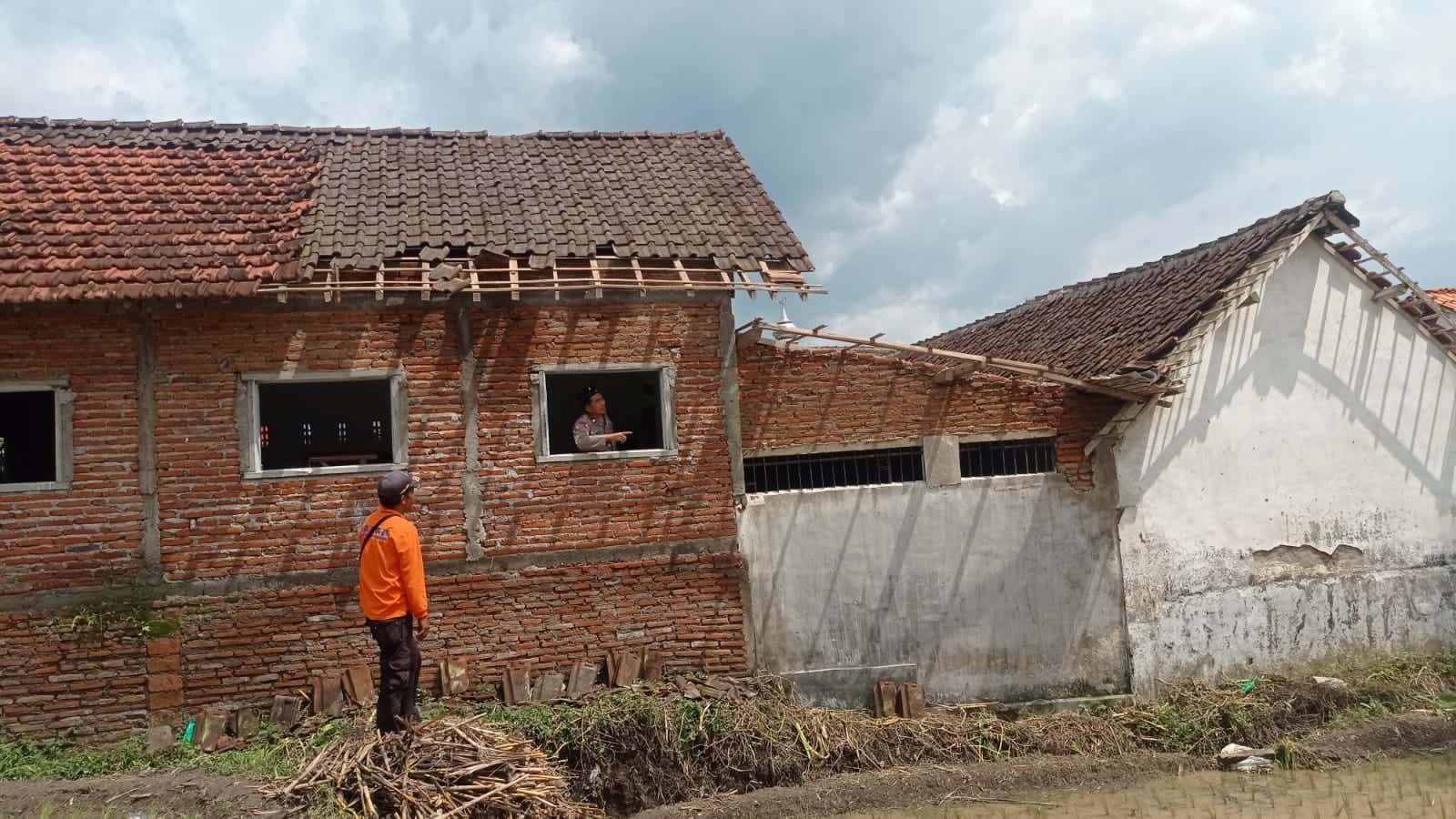 PENANGANAN ANGIN KENCANG